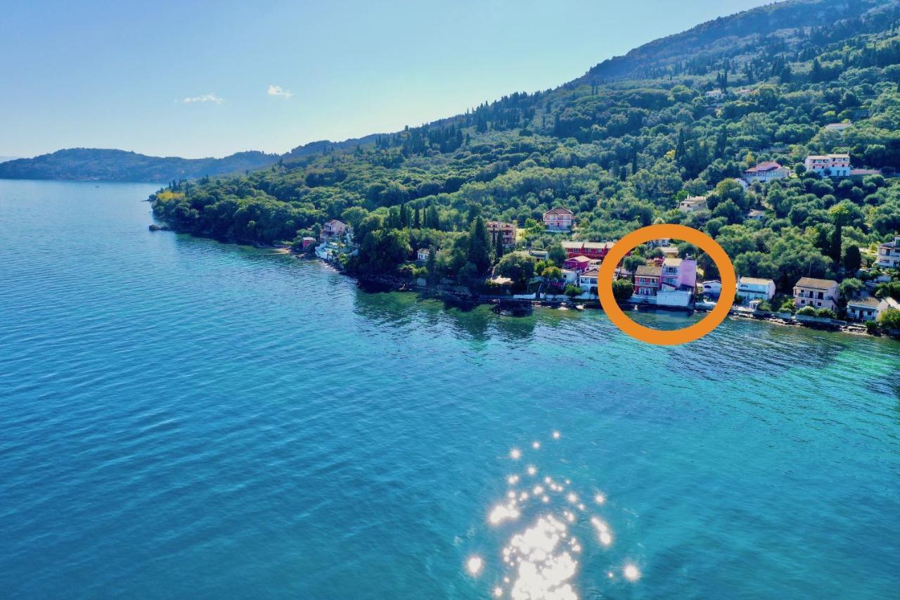 Seafront Villa Ourania Mesongí エクステリア 写真