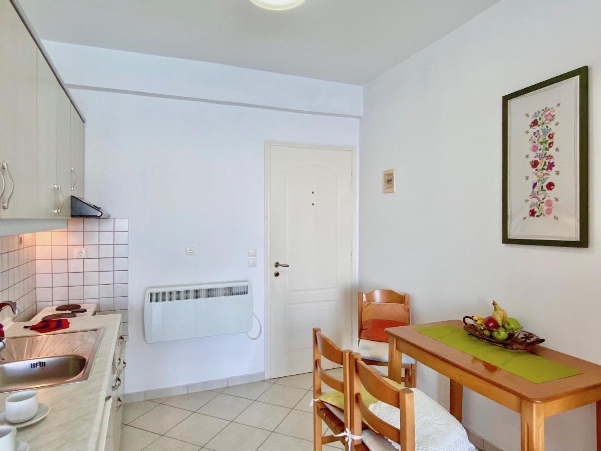 Seafront Villa Ourania Mesongí エクステリア 写真
